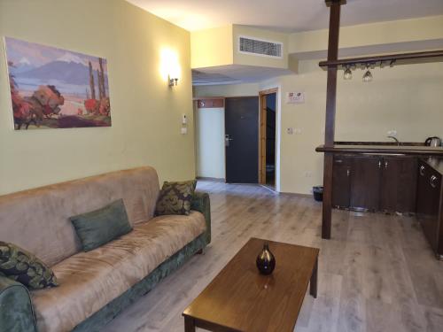 ararat hotel