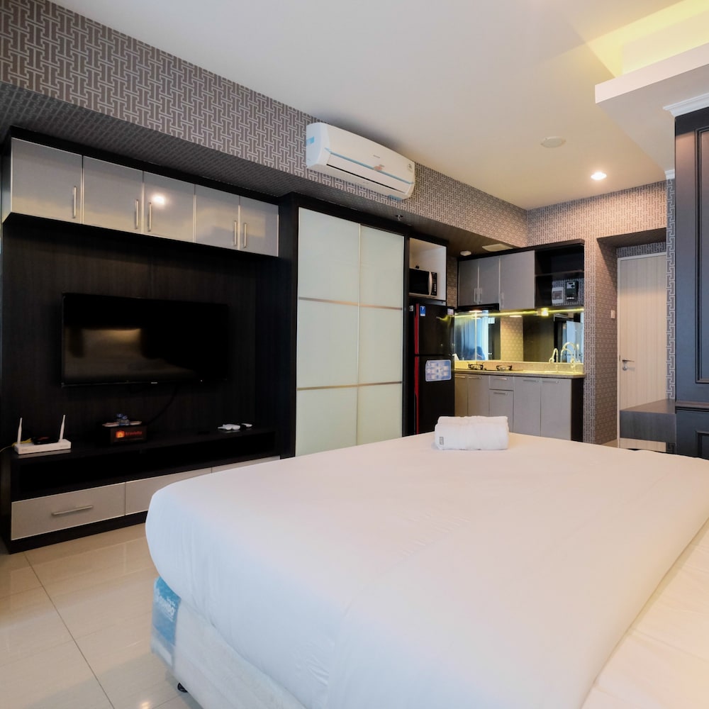 fabulous studio grand kamala lagoon apartment