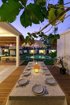 the bingin beach villas bungalow resort