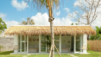 the bingin beach villas bungalow resort