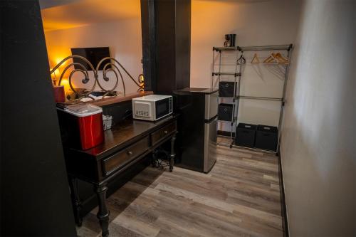 Nuks Executive Suites,Brown County>>Ashwaubenon,3 star