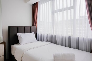 elegant and convenient 2br m town signature apartment