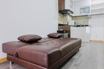 elegant and convenient 2br m town signature apartment