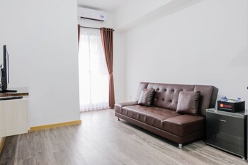 elegant and convenient 2br m town signature apartment