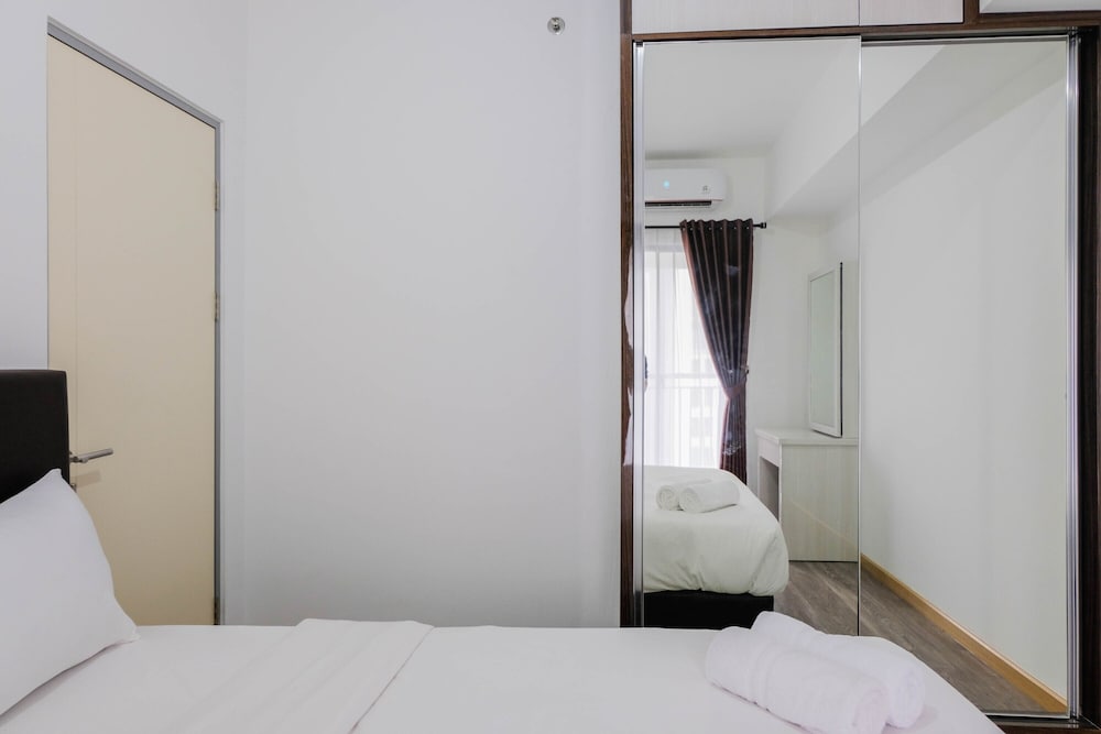 elegant and convenient 2br m town signature apartment