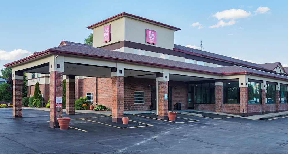 red roof inn and suites lake orion auburn hills