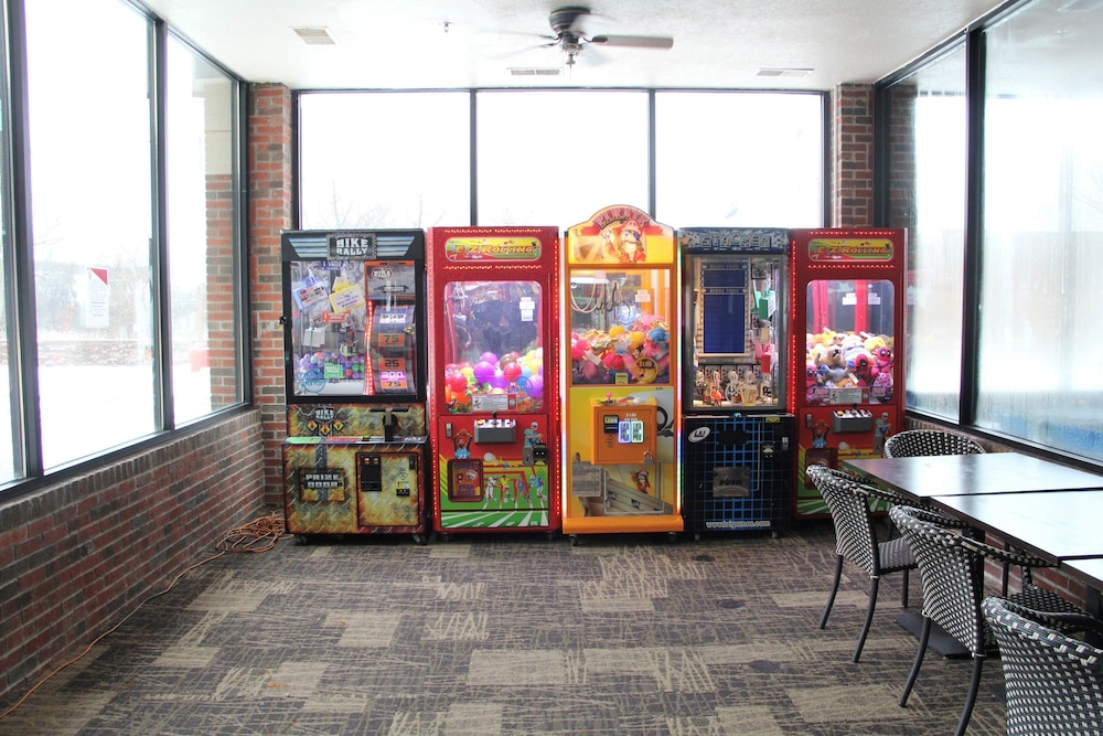 red roof inn and suites lake orion auburn hills