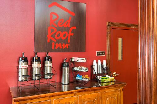 red roof inn and suites lake orion auburn hills