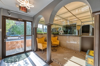 la mirage inn hollywood