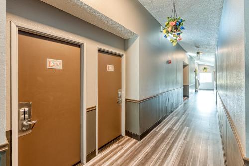 la mirage inn hollywood