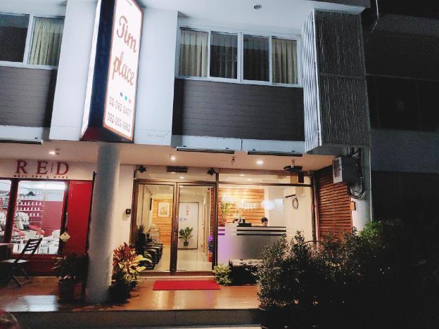 tim place bts phra khanong