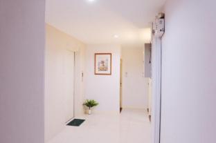 tim place bts phra khanong