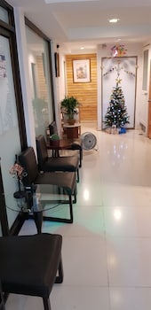 tim place bts phra khanong