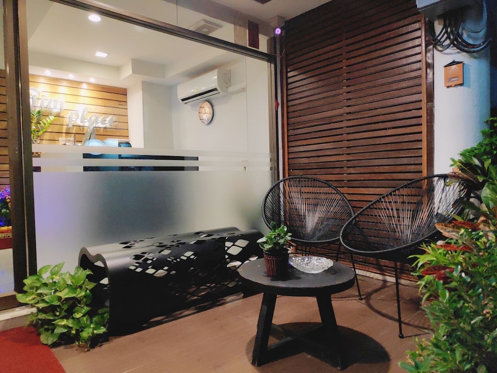 tim place bts phra khanong