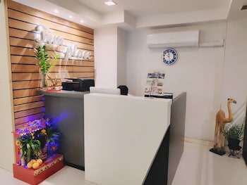 tim place bts phra khanong