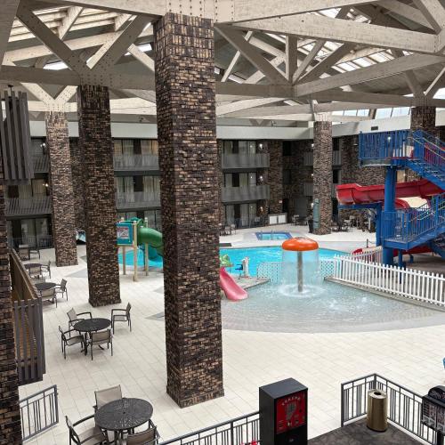 bismarck hotel and conference center