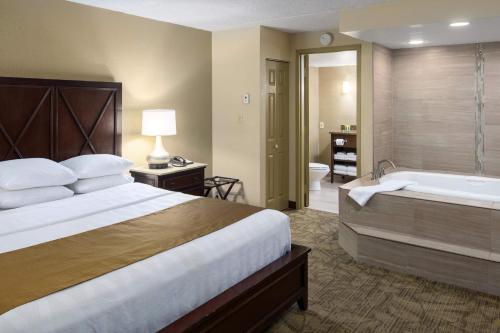 bismarck hotel and conference center
