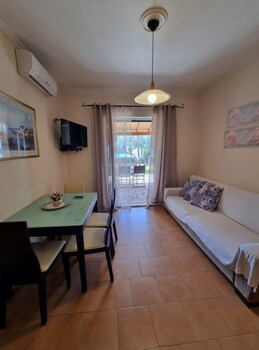 corfu glyfada beach apartment 58