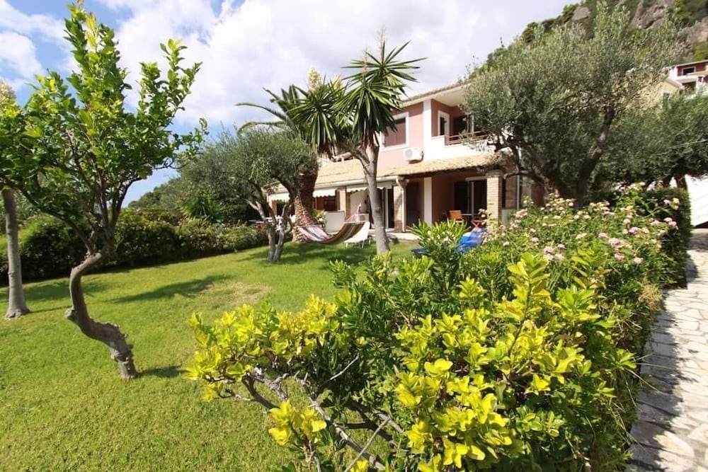 corfu glyfada beach apartment 58