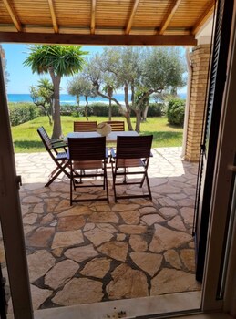 corfu glyfada beach apartment 58