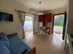 corfu glyfada beach apartment 86