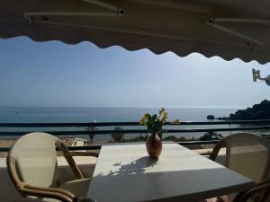corfu glyfada beach apartment 86
