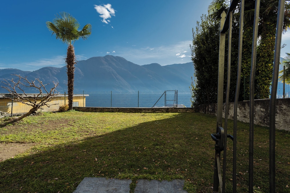 family lake apartment by rent all como
