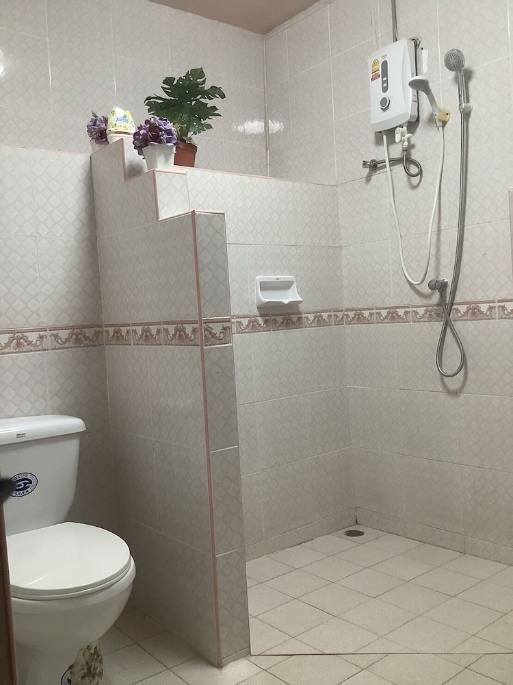 kata interhouse resort