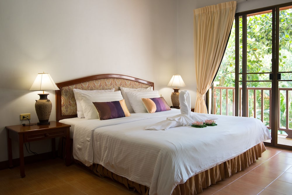 kata interhouse resort