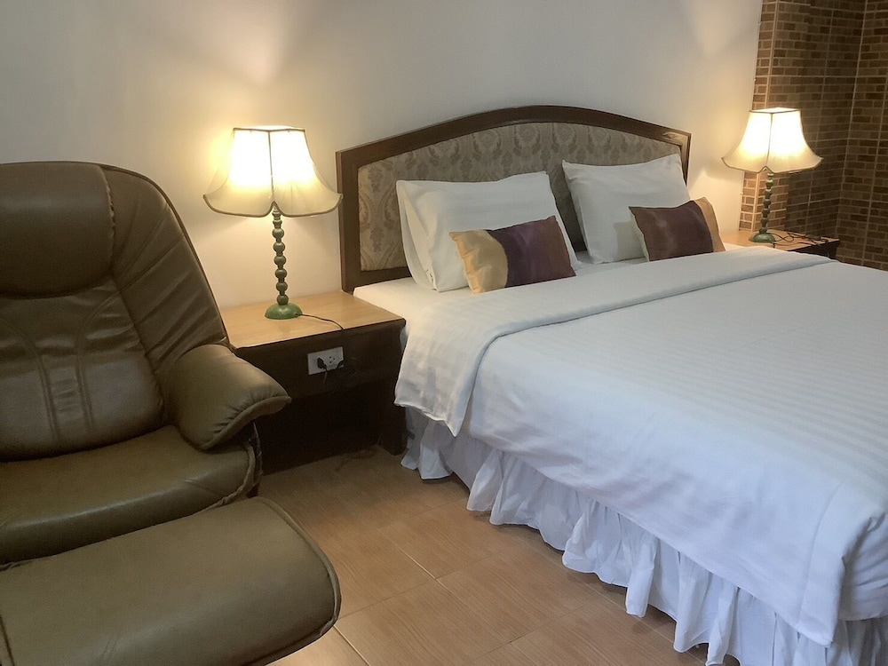 kata interhouse resort