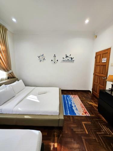 little heaven by sky hive a beach front bungalow