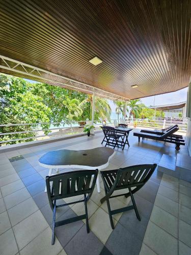 little heaven by sky hive a beach front bungalow