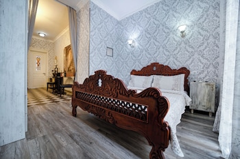 old tbilisi apart hotel