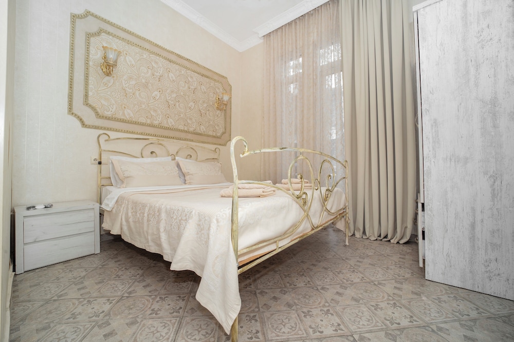old tbilisi apart hotel