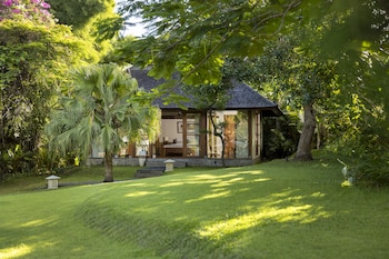 villa amita by nakula