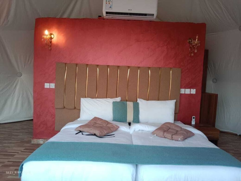 wadi rum star wars camp