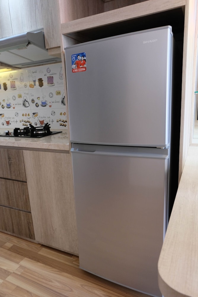 comfy 1br apartment casa de parco central bsd city