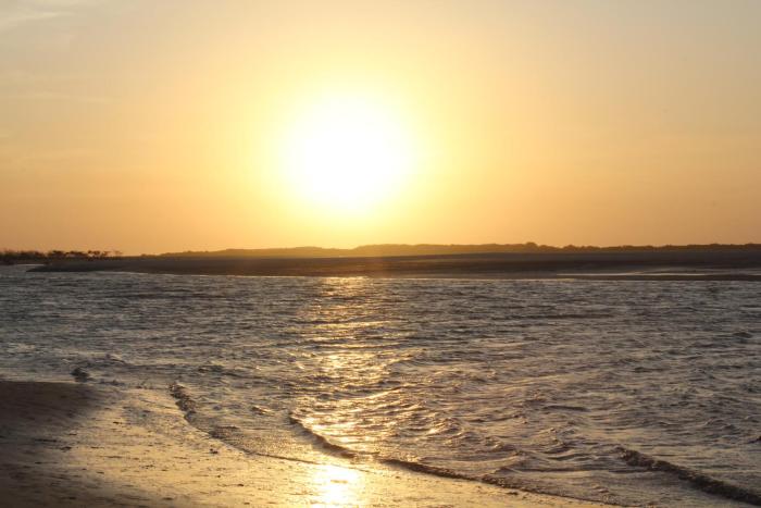 atins beach house e chales