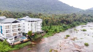 the anchorage athirapilly resort