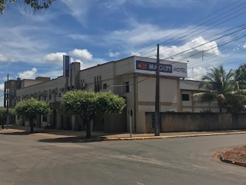 bravo city hotel nova mutum