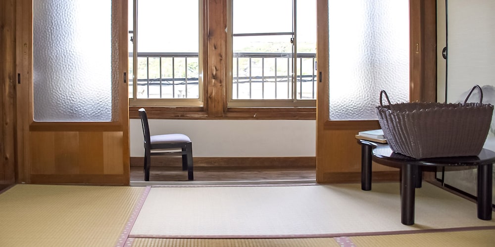 shirahama