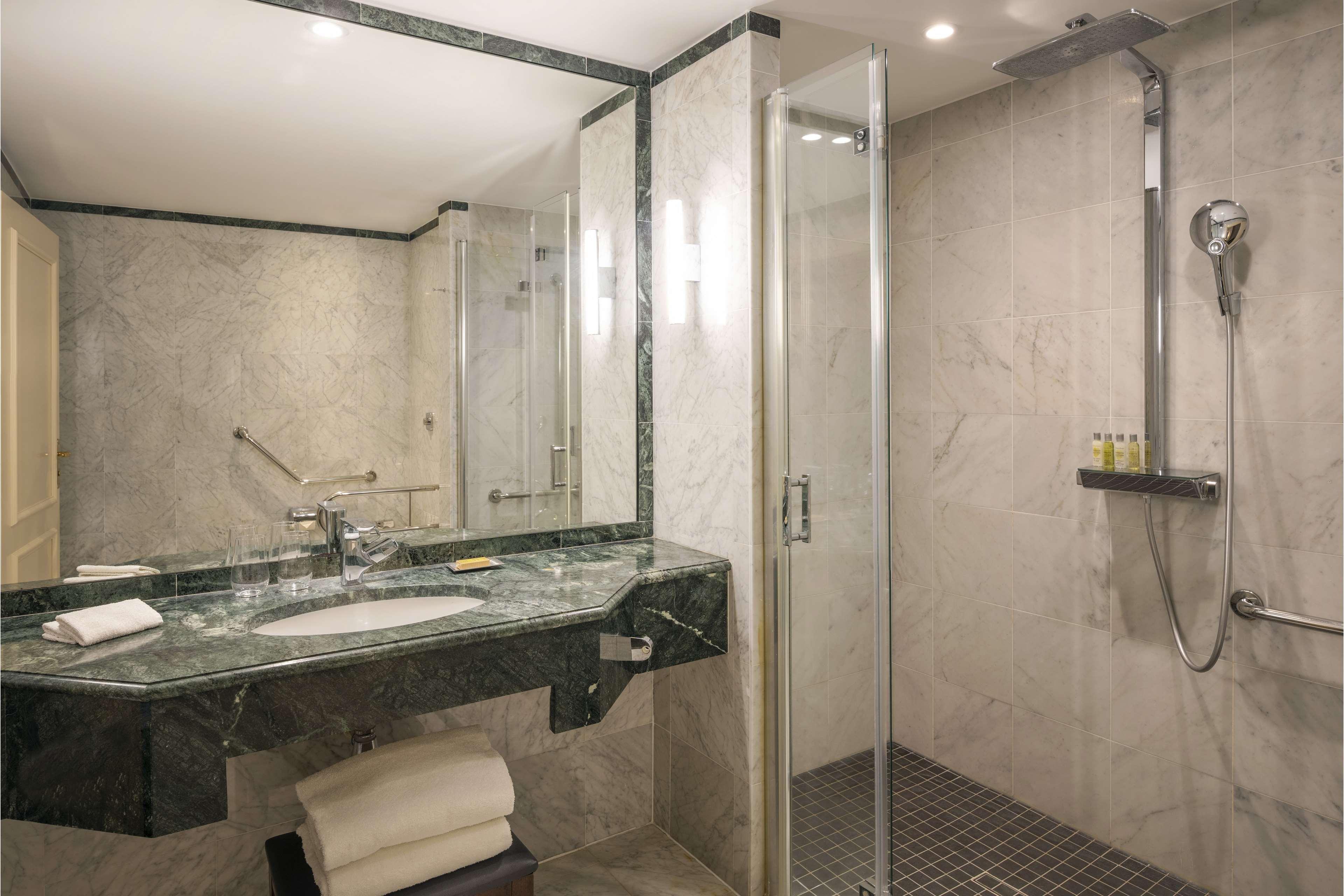 hilton brussels grand place