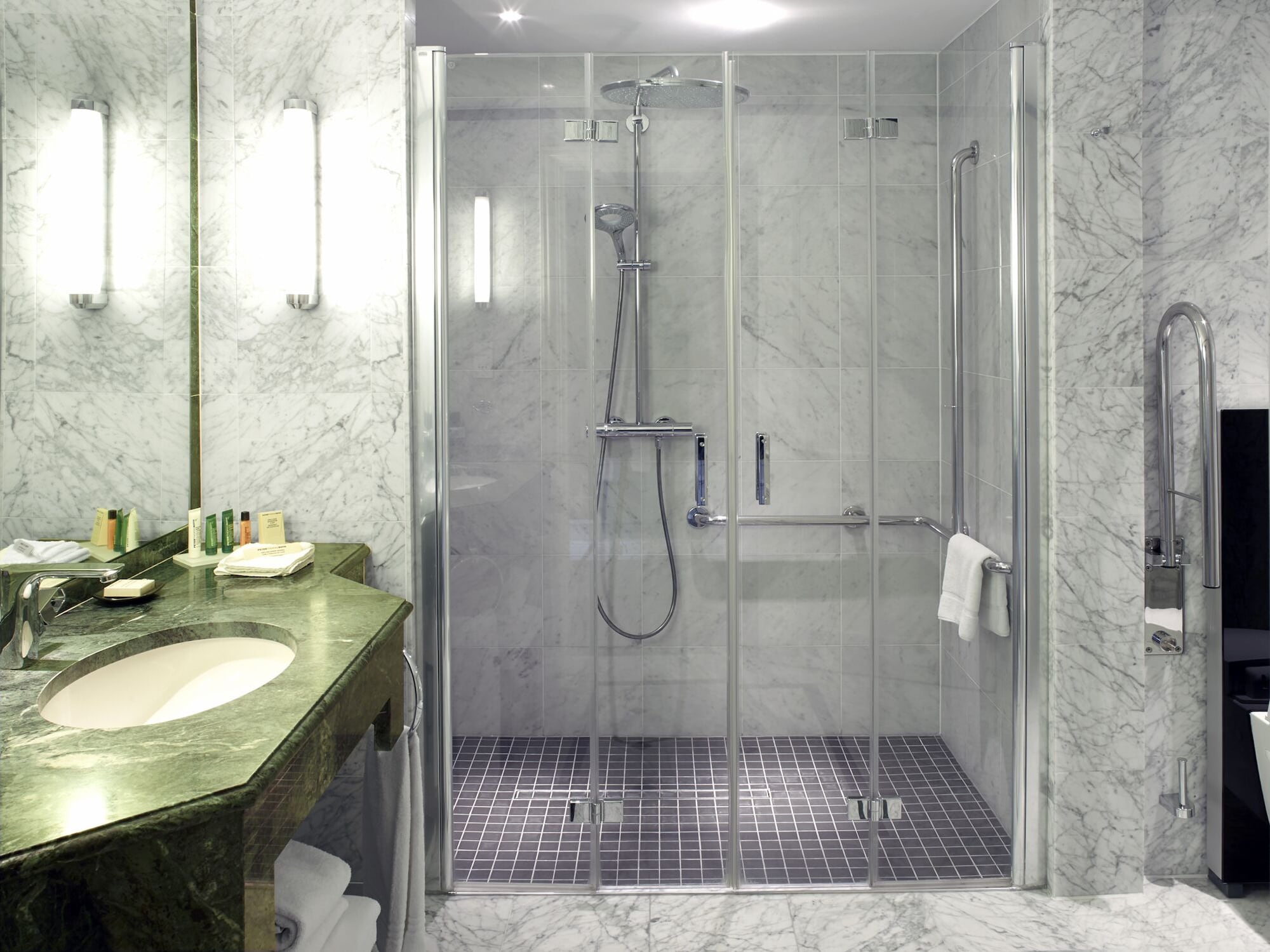 hilton brussels grand place