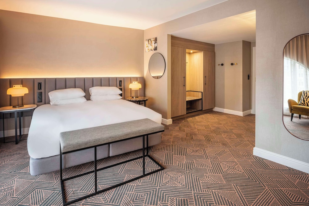 hilton brussels grand place