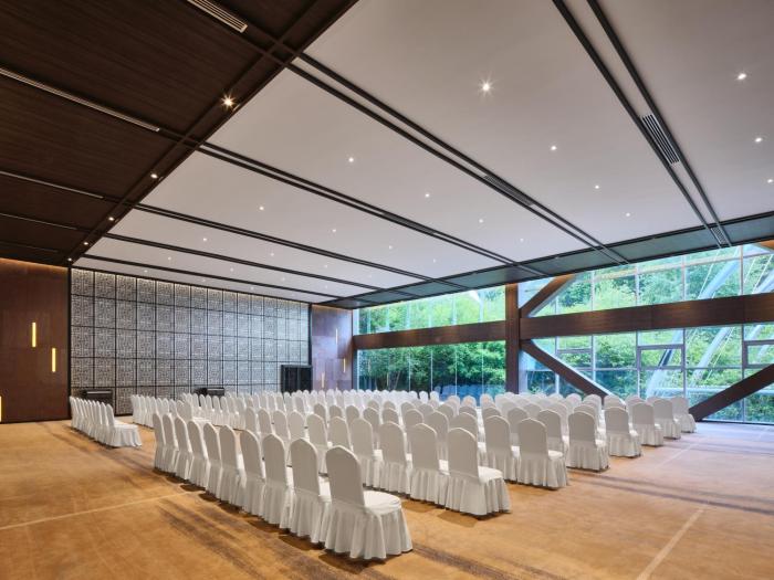 intercontinental resort jiuzhai paradise by ihg