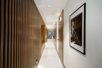 dominic smart and luxury suites edition