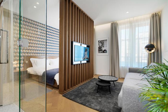 dominic smart and luxury suites edition