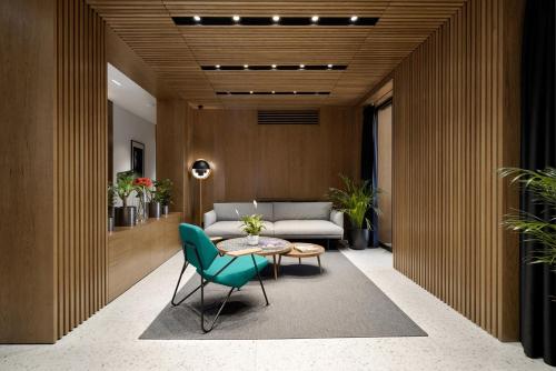 dominic smart and luxury suites edition