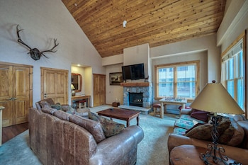 buffalo lodge 3 bed 3 bath