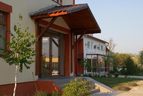 hotel otopeni